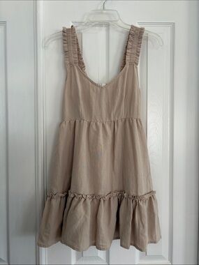 Blu Pepper Beige babydoll Sleeveless Ruffle Tiered Mini Dress Women’s Small